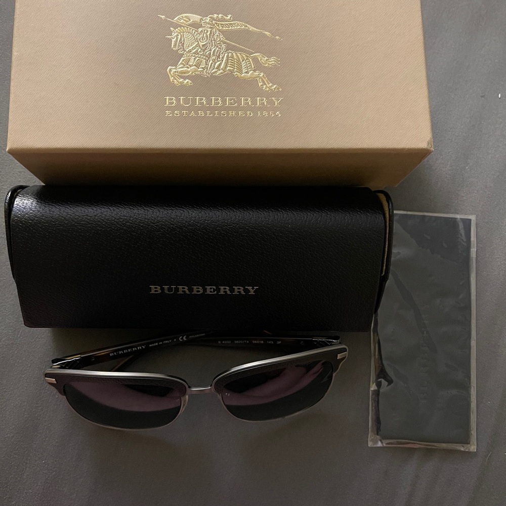 Burberry Sunglasses
